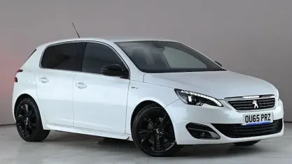 Käytetty Peugeot 308 GT-line 150 HP (110 kW) 2015 Valkoinen Viistoperä