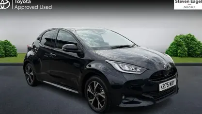 Used Toyota Yaris Design 116 HP (85 kW) 2025 Black Hatchback