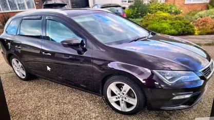Used Seat Leon FR 150 HP (110 kW) 2018 Purple Estate