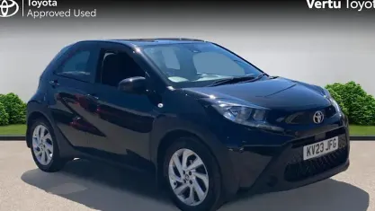 Used Toyota Aygo X PURE 72 HP (52 kW) 2025 SUV