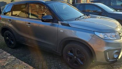 Gebraucht Suzuki Vitara SZ-T 120 PS (88 kW) 2018 Grau SUV