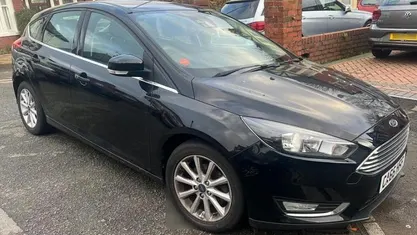 Used Ford Focus Titanium 125 HP (91 kW) 2016 Hatchback