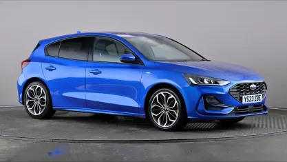 Used Ford Focus ST-Line X 155 HP (114 kW) 2023 Blue Hatchback