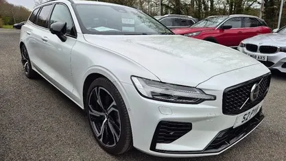 Used Volvo V60 Ultimate 349 HP (256 kW) 2022 Estate