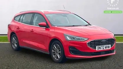 Used Ford Focus Titanium 125 HP (91 kW) 2022 Red Estate
