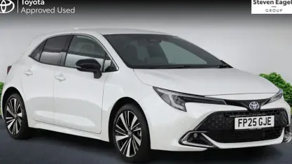 Used Toyota Corolla Design 140 HP (102 kW) 2025 White Hatchback