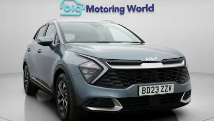 Begagnad Kia Sportage 150 HK (110 kW) 2023 Grå SUV