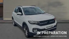 2,331 miles Used 2022 VW T-Cross SE SUV | £16,295 (Fair price)