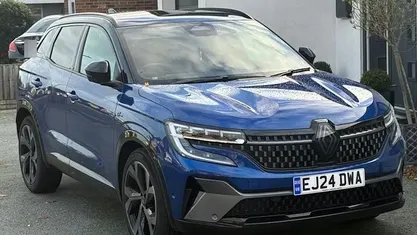 Used 2024 Renault Austral Iconic Esprit Alpine SUV | £25,099 (Fair price)