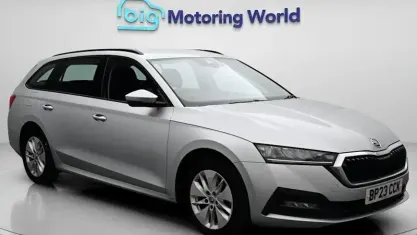 Used Skoda Octavia SE Technology 116 HP (85 kW) 2023 Grey Estate