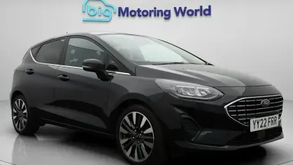 Używany Ford Fiesta Titanium 125 KM (91 kW) 2021 Czarny Hatchback