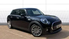 Black Used 2018 Mini Cooper Hatch Hatchback | £10,663 (Fair price)