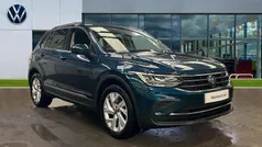 Nightshade blue metallic Used 2022 VW Tiguan Life SUV | £19,520 (Super price)