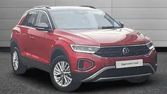 Kings red Used 2023 VW T-Roc Life SUV | £21,895 (Fair price)