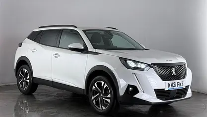 Used Peugeot 2008 Allure Premium 101 HP (74 kW) 2021 White SUV