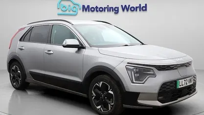 Used 2024 Kia Niro SUV | £18,000 (Fair price)