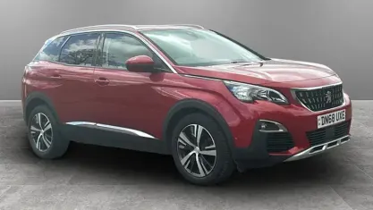 Używany Peugeot 3008 Allure 131 KM (96 kW) 2020 SUV