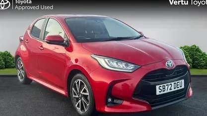 Used 2025 Toyota Yaris Hybrid Design Hatchback | £17,275 (Super price)