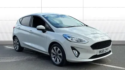 Second-hand Ford Fiesta Trend 86 CP (63 kW) 2019 Alb Hatchback
