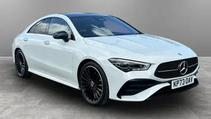 Begagnad Mercedes CLA220 AMG Line Premium Plus 190 HK (139 kW) 2025 Sedan