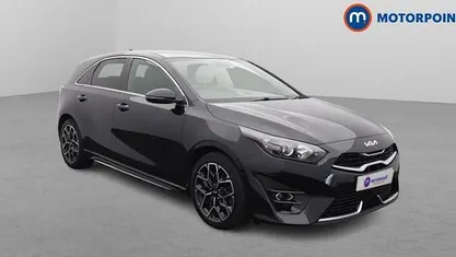 Usado Kia Ceed GT-Line 160 HP (117 kW) 2023 Preto Citadino
