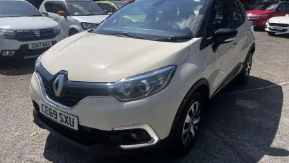 Used Renault Captur Play 90 HP (66 kW) 2019 White SUV