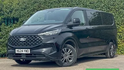 Used Ford Tourneo Titanium 136 HP (100 kW) 2025 MPV