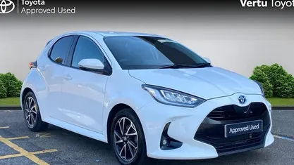 Used Toyota Yaris Hybrid Design 116 HP (85 kW) 2026 Hatchback