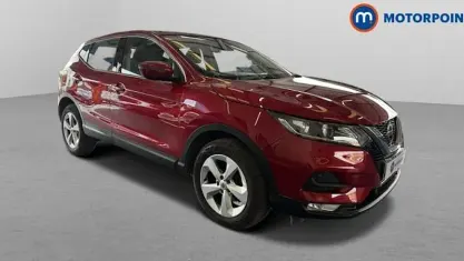 Used Nissan Qashqai Acenta Premium 160 HP (117 kW) 2020 Red SUV