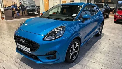 Used 2025 Ford Puma ST-Line Hatchback | £20,499 (Fair price)
