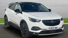 White Used 2020 Vauxhall Grandland X Ultimate SUV | £13,495 (Fair price)