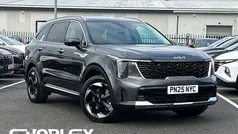 Grey Used 2025 Kia Sorento SUV | £40,291 (Fair price)