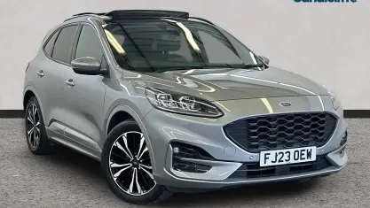 Second-hand Ford Kuga ST-Line X 190 CP (139 kW) 2023 Argintiu SUV