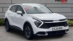 White Used 2025 Kia Sportage 2 SUV | £24,450 (Super price)