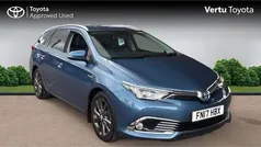 Used 2017 Toyota Auris Hybrid Estate | £11,772 (Fair price)