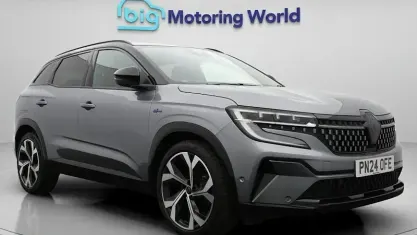 Begagnad Renault Austral Techno Esprit Alpine 200 HK (147 kW) 2024 SUV