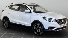 White Used 2019 MG ZS Sedan | £11,595 (Fair price)