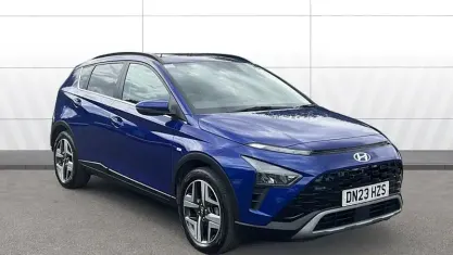 Used Hyundai Bayon Premium 120 HP (88 kW) 2023 Blue SUV