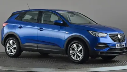 Used Vauxhall Grandland X 131 HP (96 kW) 2019 Blue SUV