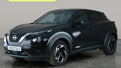 Używany Nissan Juke N-Connecta 114 KM (83 kW) 2023 Czarny SUV
