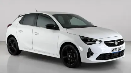 Used Vauxhall Corsa Ultimate 101 HP (74 kW) 2023 White Hatchback