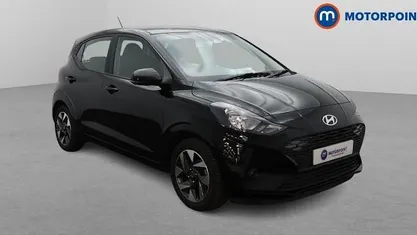 Used Hyundai i10 Advanced 63 HP (46 kW) 2025 Black Hatchback