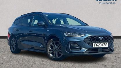 Używany Ford Focus ST-Line 125 KM (91 kW) 2023 Niebieski Kombi
