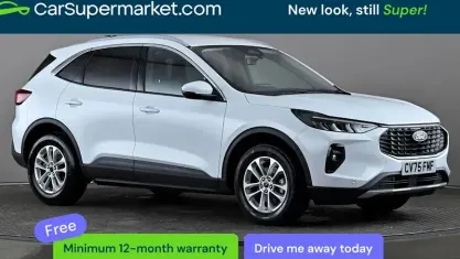 Usado Ford Kuga Titanium 150 HP (110 kW) 2025 Branco SUV