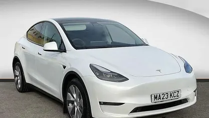 Used Tesla Model Y Long Range AWD 286 kW (389 HP) 2025 SUV