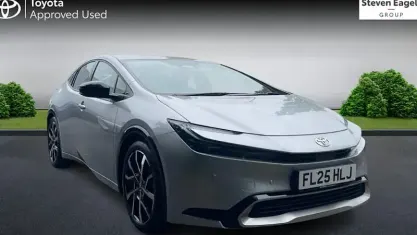 Used Toyota Prius 223 HP (164 kW) 2025 Silver Hatchback