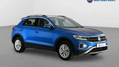 Used VW T-Roc Life 150 HP (110 kW) 2023 Blue SUV