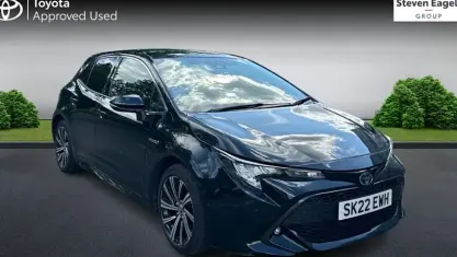 Used Toyota Corolla Design 122 HP (89 kW) 2022 Black Hatchback