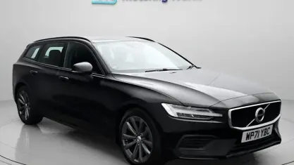 Used Volvo V60 Momentum 197 HP (144 kW) 2021 Black Estate