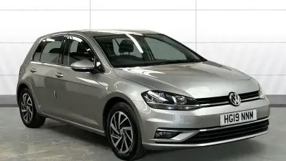 Second-hand VW Golf VII Match 150 CP (110 kW) 2019 Argintiu Hatchback